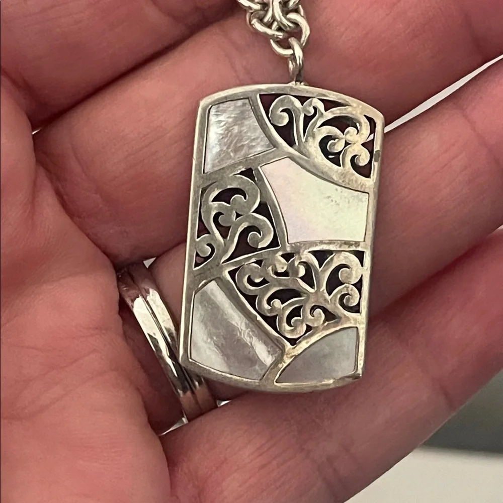 Lois Hill Sterling Silver Mother of Pearl Inlay Pendant Necklace 19”